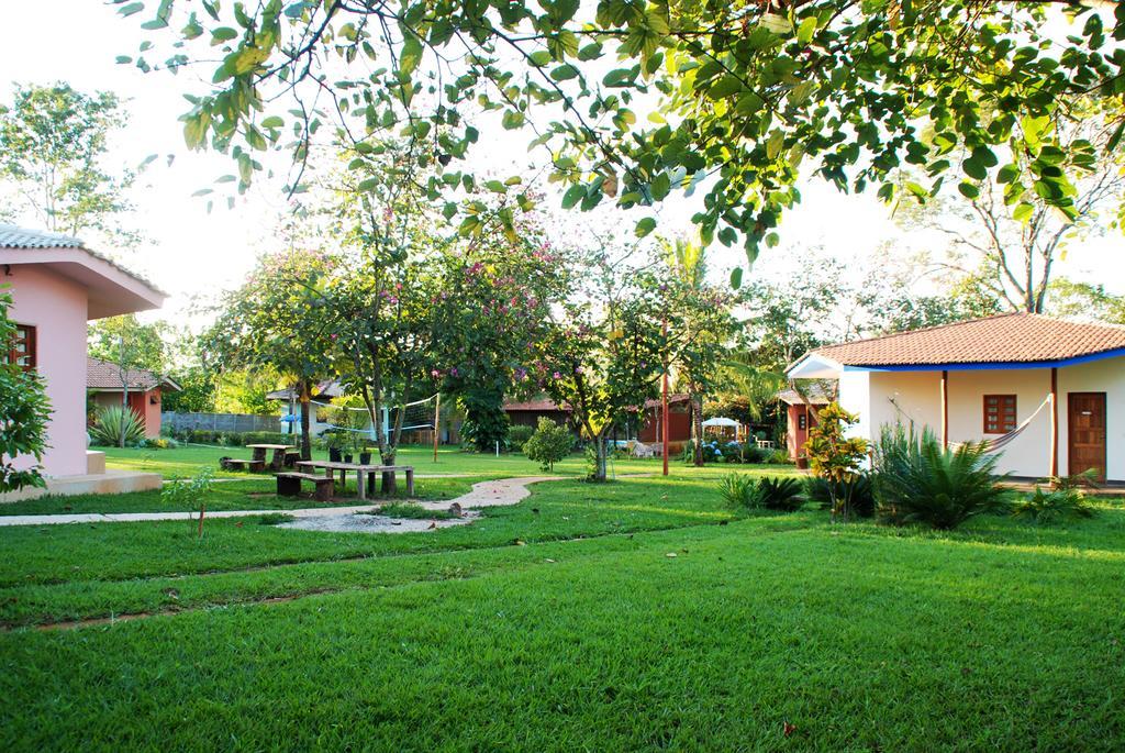 Pousada Recanto Do Cerrado Neropolis Extérieur photo